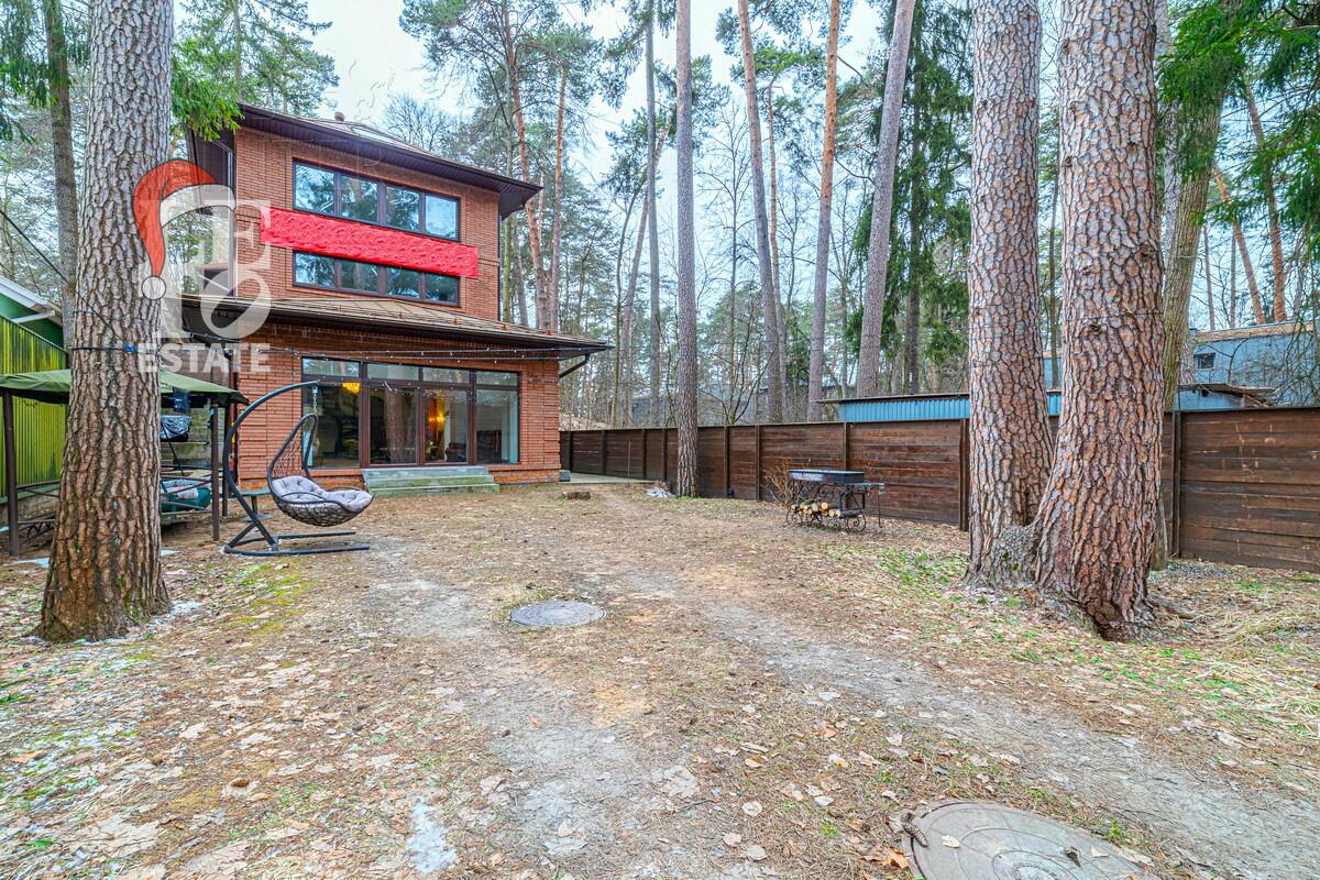 3-этажный коттедж 157.9 м² с отделкой