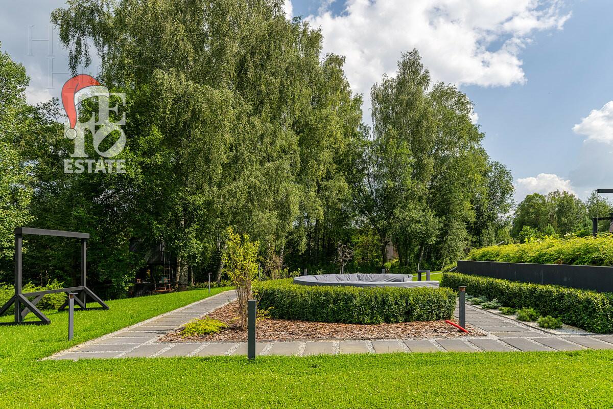 2-этажный коттедж 354 м² с отделкой