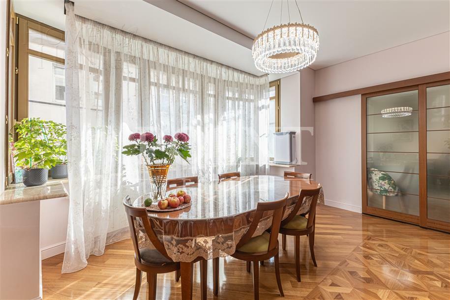 4-КОМН. КВАРТИРА С ОТДЕЛКОЙ 145.9 М² НА 2 ЭТАЖЕ