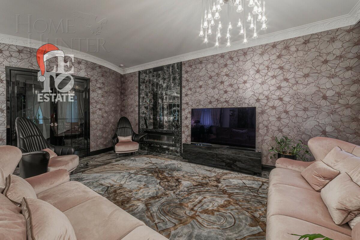 3-этажный коттедж 1 200 м² с отделкой