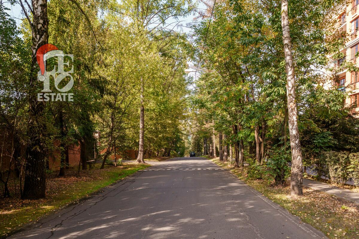 4-КОМН. КВАРТИРА С ОТДЕЛКОЙ 197.3 М² НА 4 ЭТАЖЕ