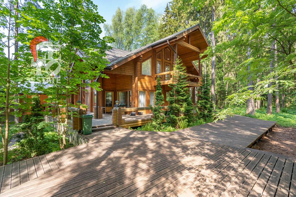 2-этажный коттедж 500 м² с отделкой