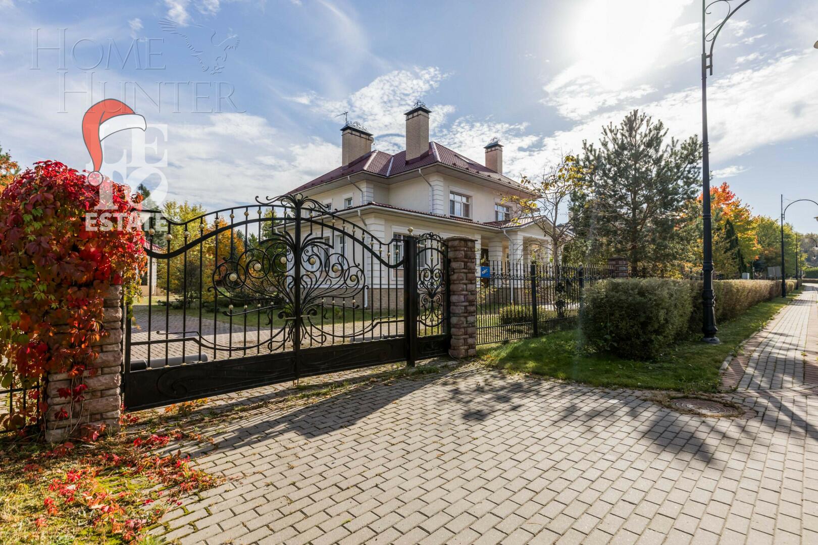 2-этажный коттедж 817 м² с отделкой