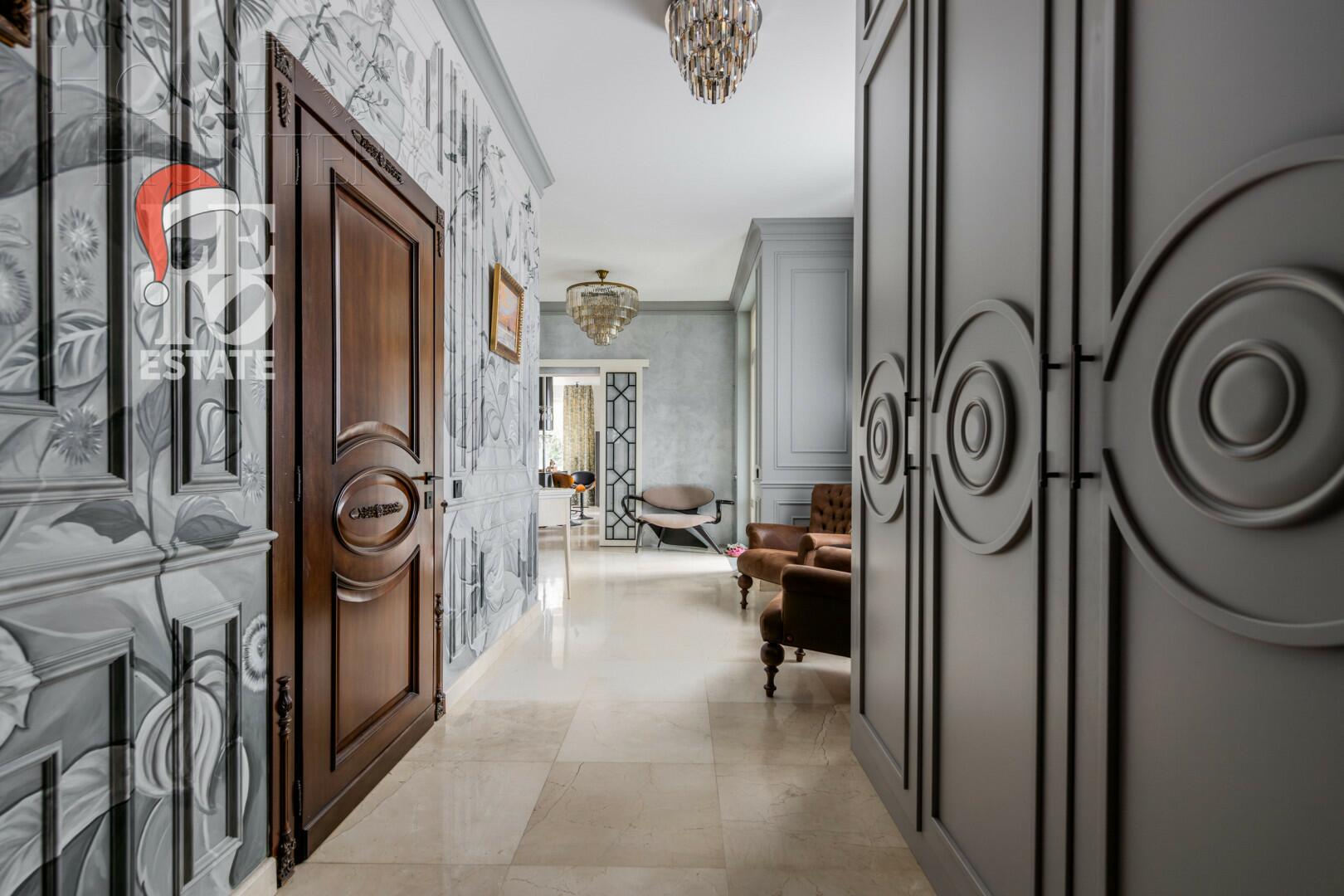 2-этажный коттедж 810 м² с отделкой