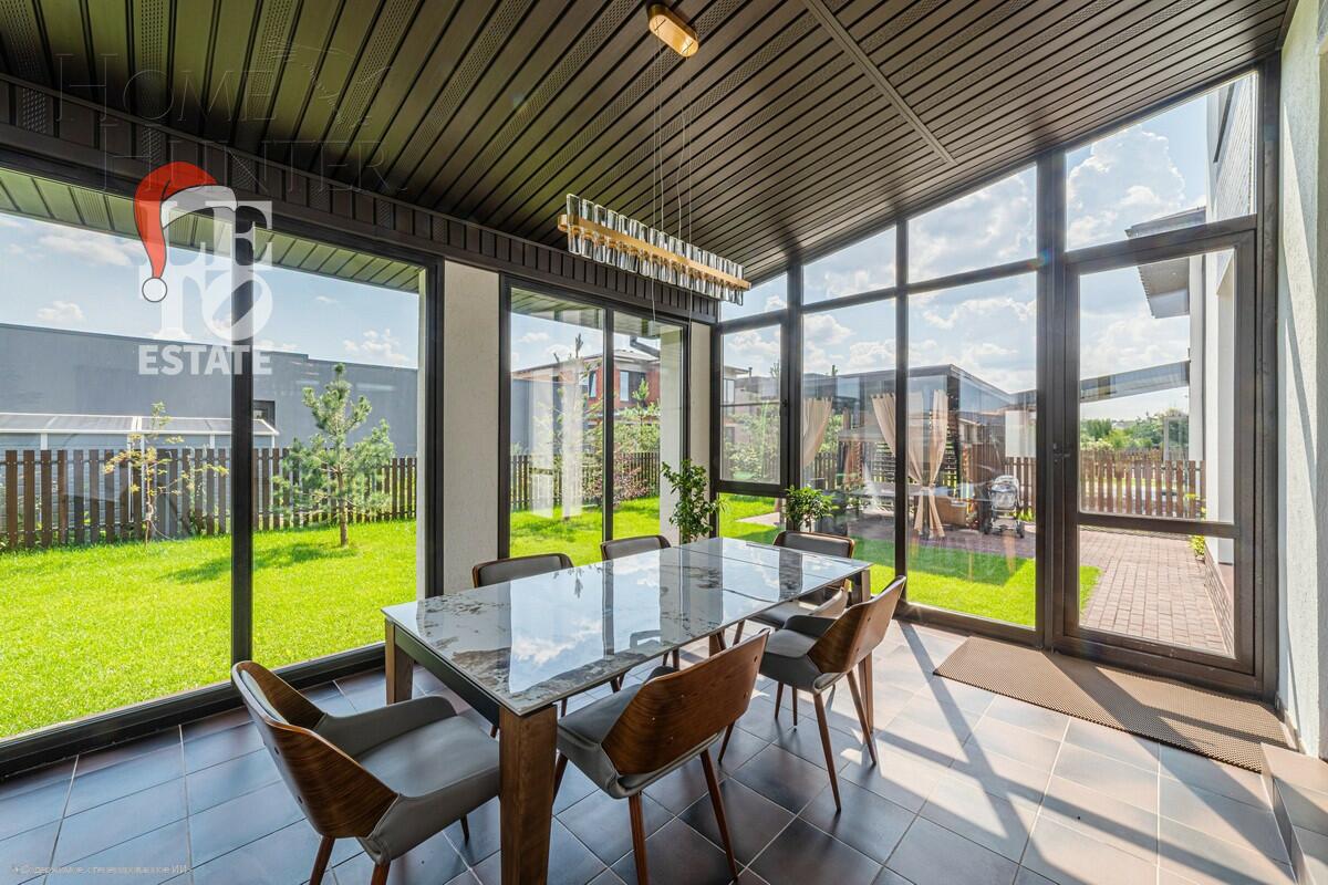 2-этажный коттедж 241 м² с отделкой