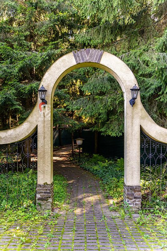 2-этажный коттедж 700 м² с отделкой