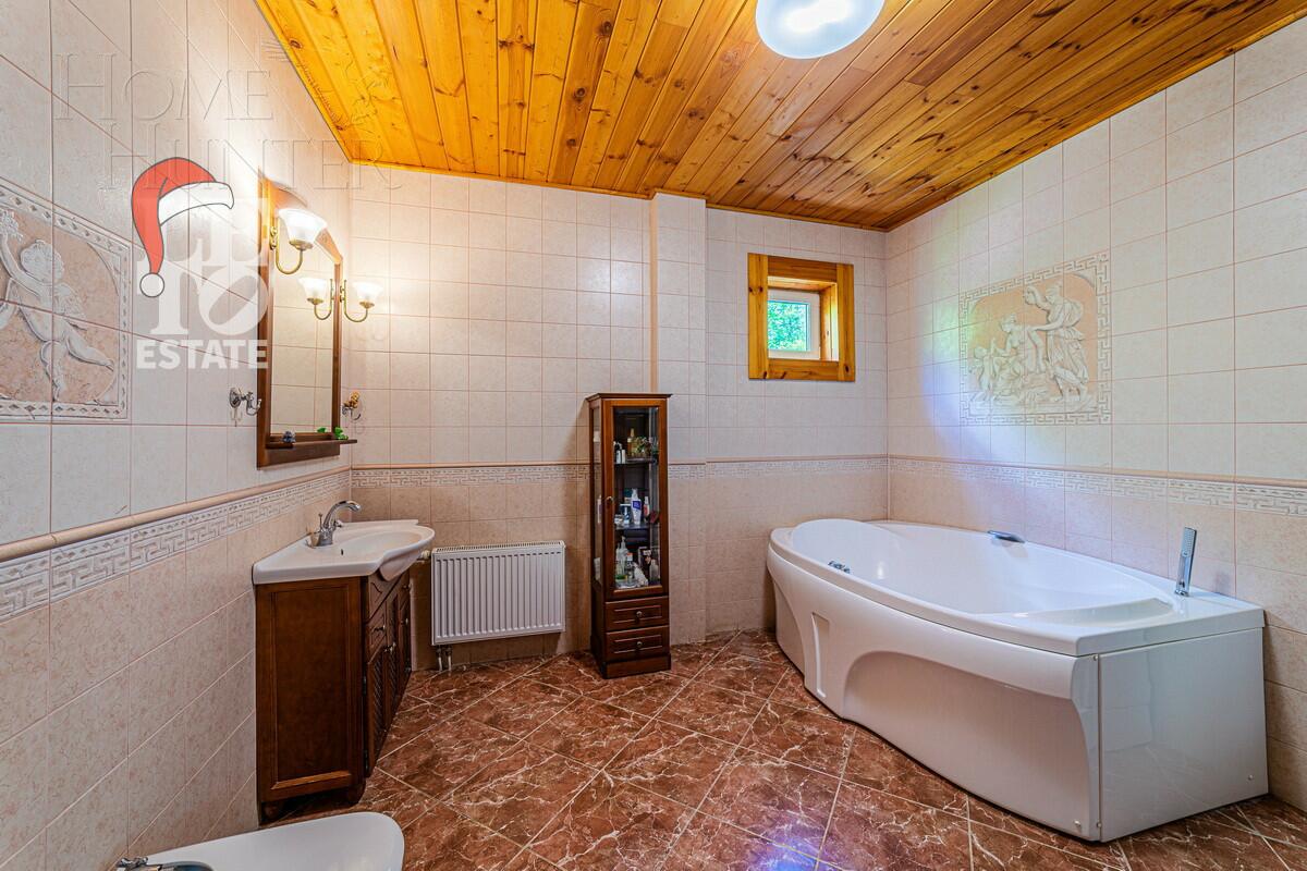 2-этажный коттедж 250.6 м² с отделкой