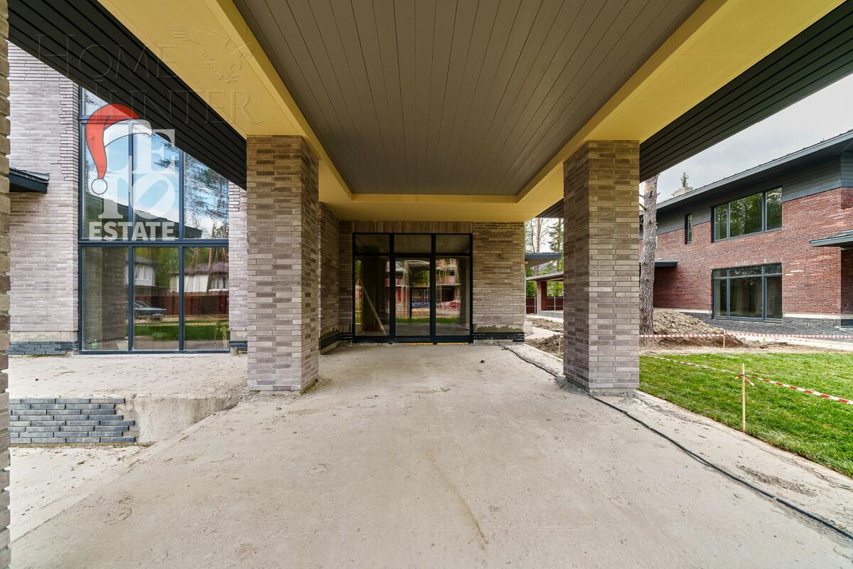 2-этажный коттедж 460 м² без отделки