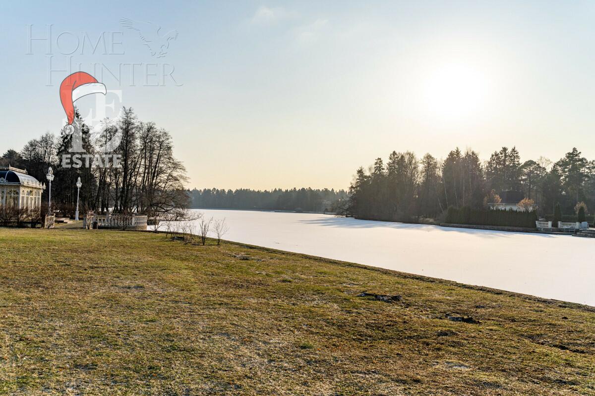 4-этажный таунхаус 395 м² без отделки