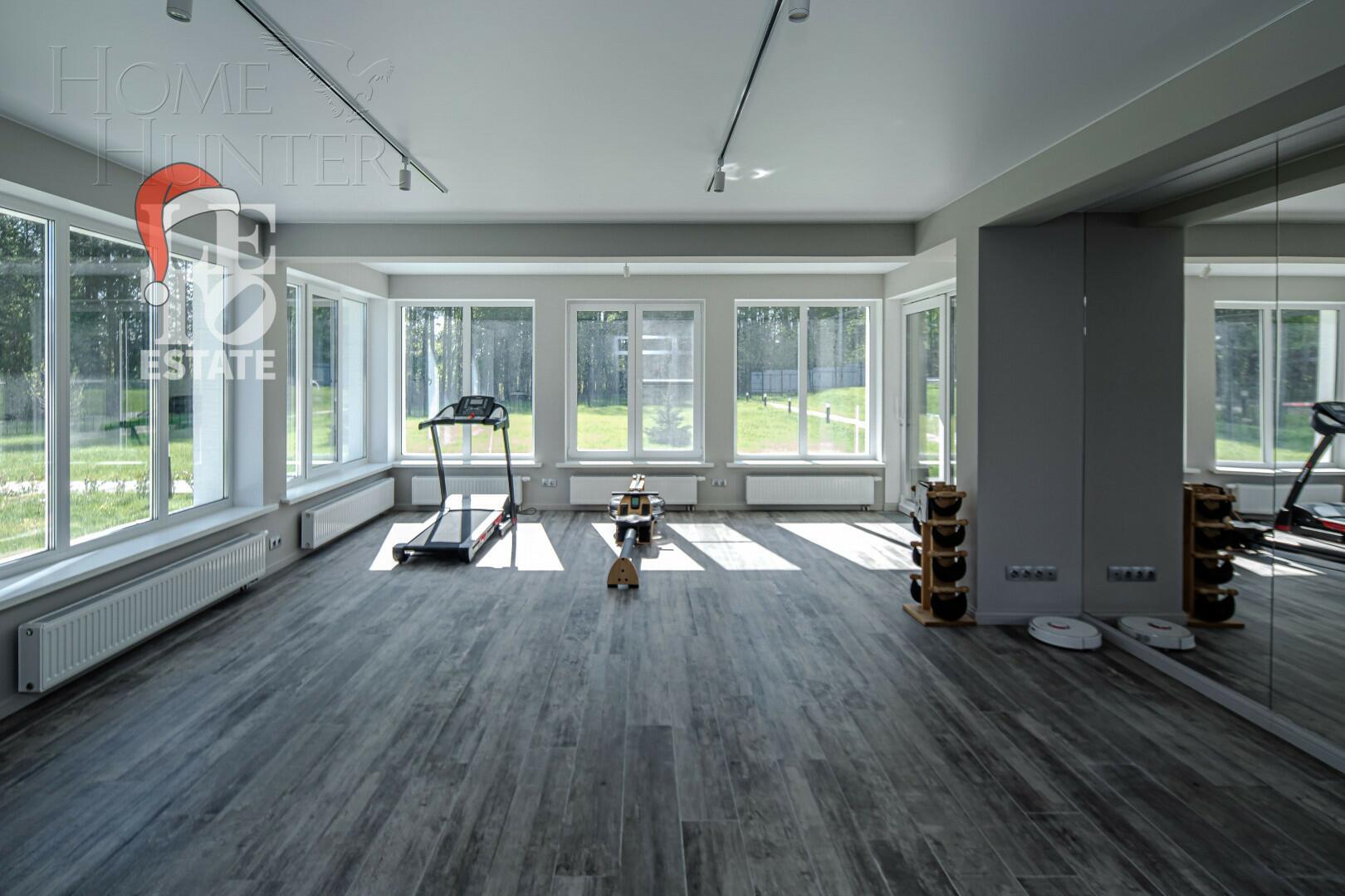 3-этажный коттедж 422 м² с отделкой