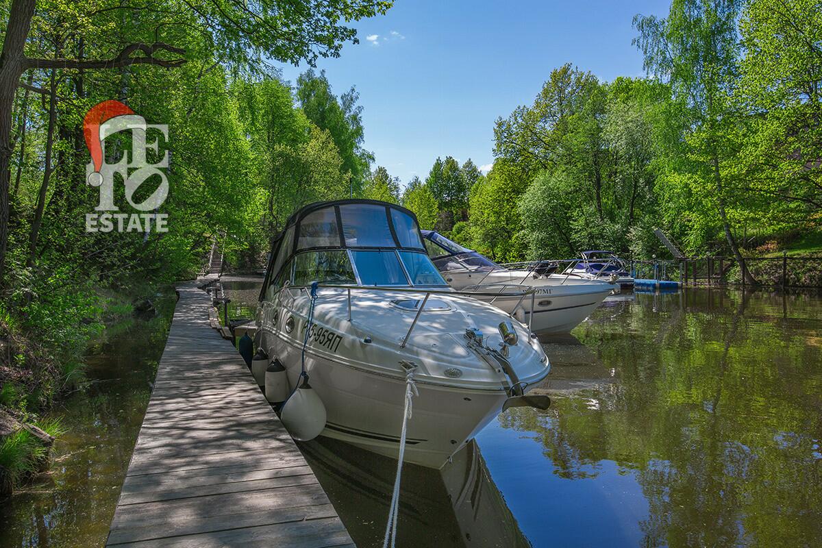 2-этажный коттедж 650 м² без отделки