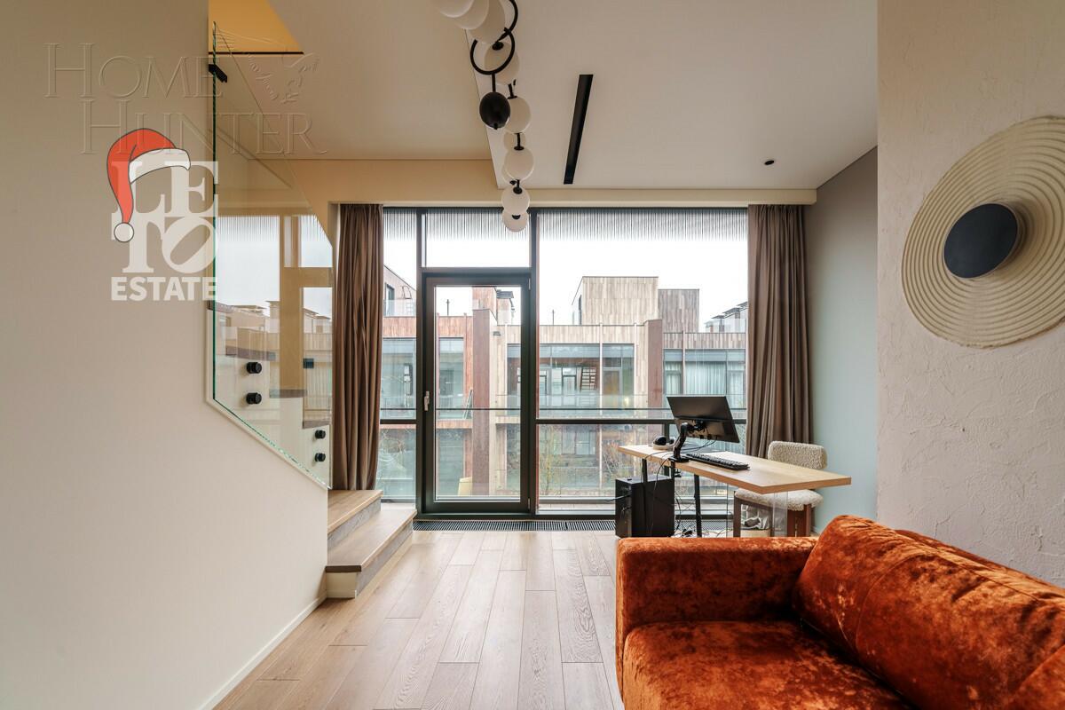 3-этажный таунхаус 238 м² с отделкой