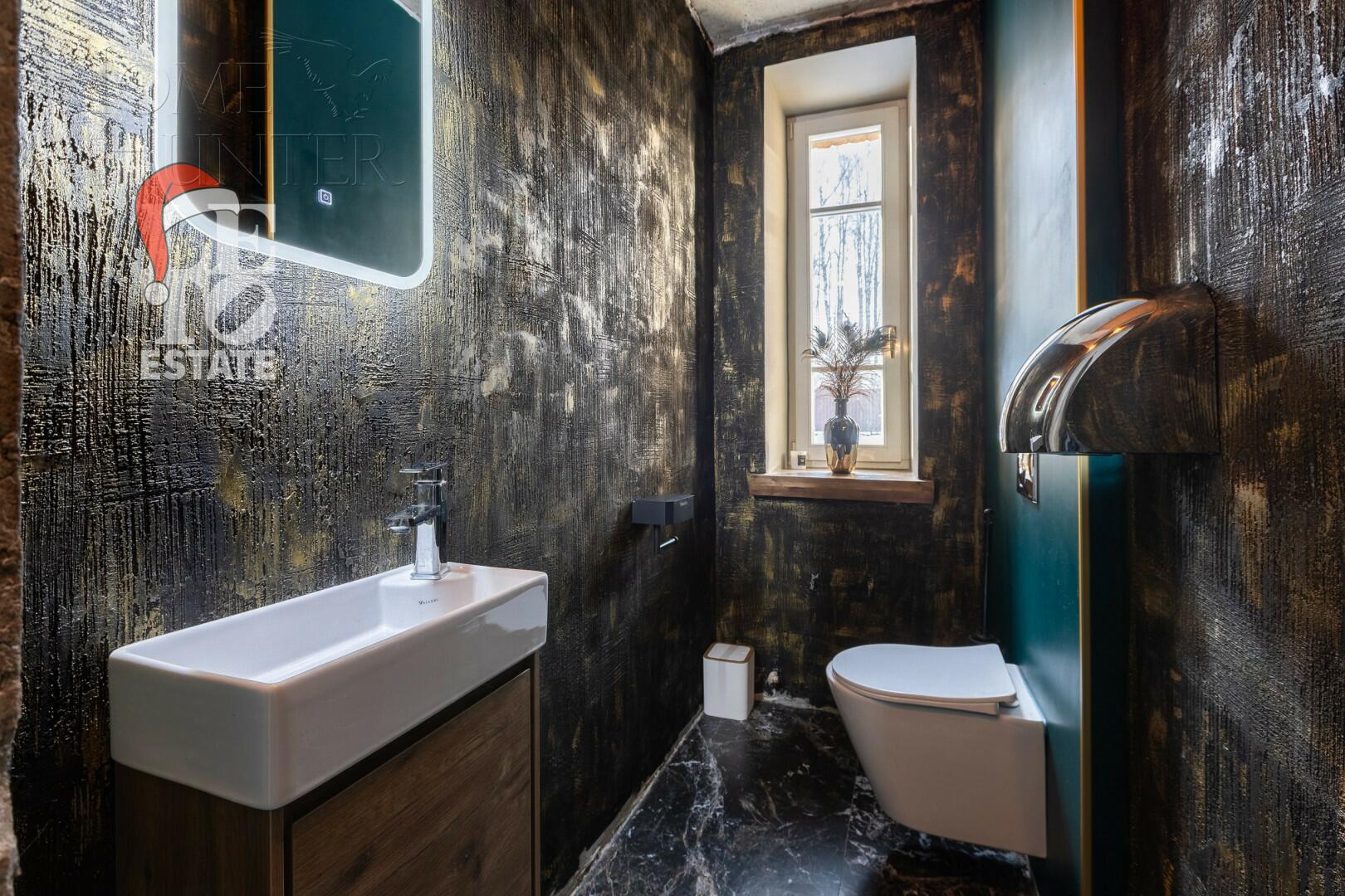 3-этажный коттедж 950 м² без отделки