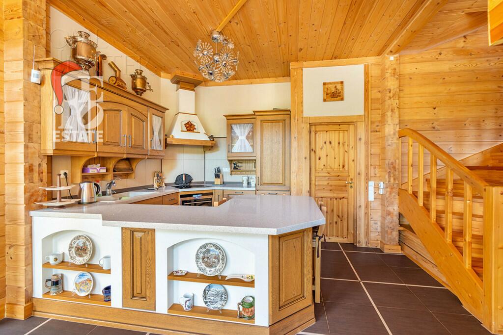 2-этажный коттедж 400 м² с отделкой