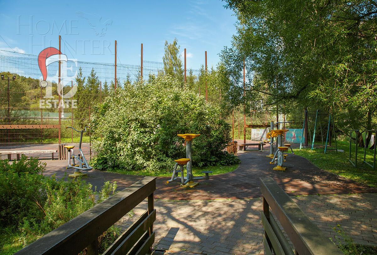 2-этажный таунхаус 270 м² без отделки