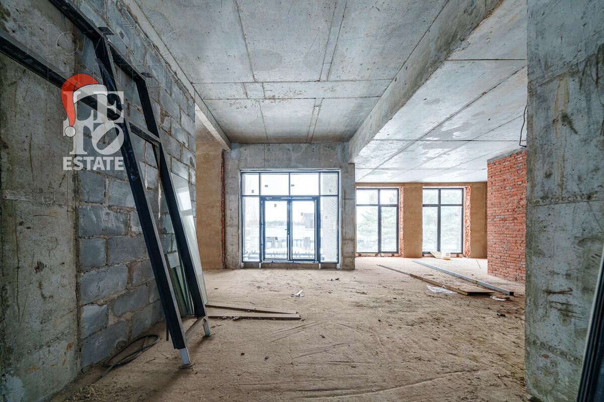 2-этажный коттедж 691.4 м² без отделки