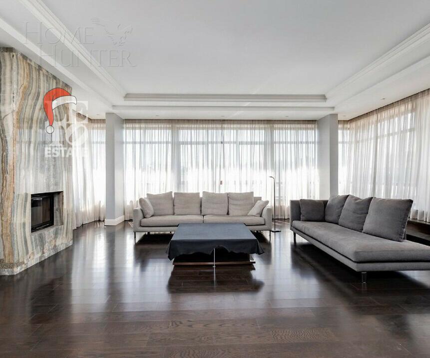 3-этажный коттедж 1 185 м² с отделкой