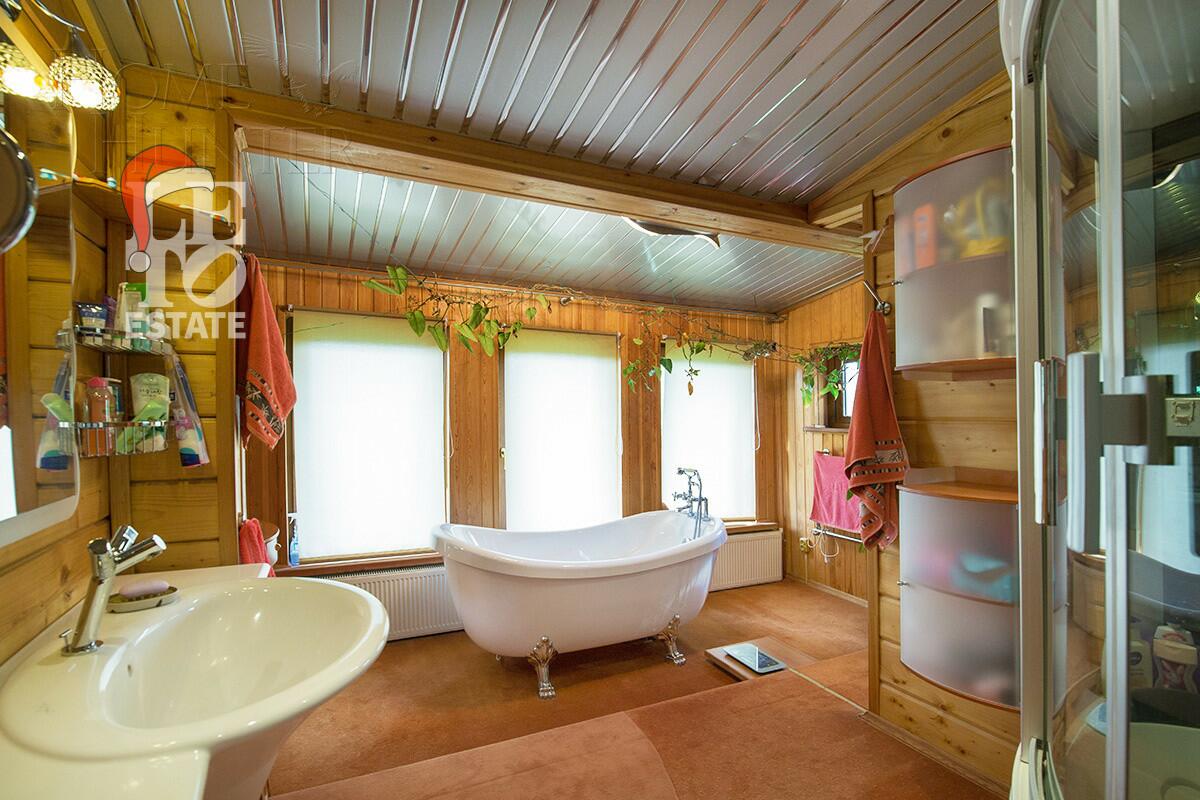 3-этажный коттедж 310 м² с отделкой