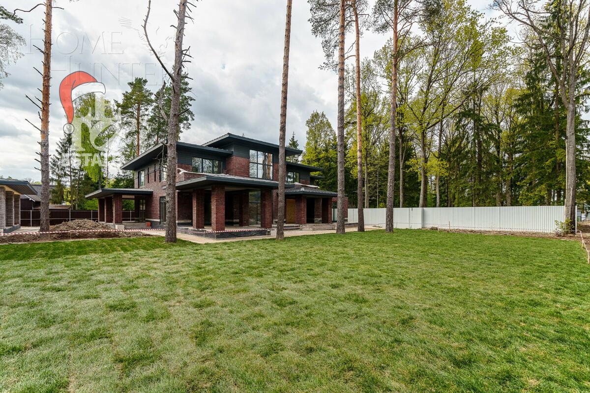 2-этажный коттедж 460 м² без отделки