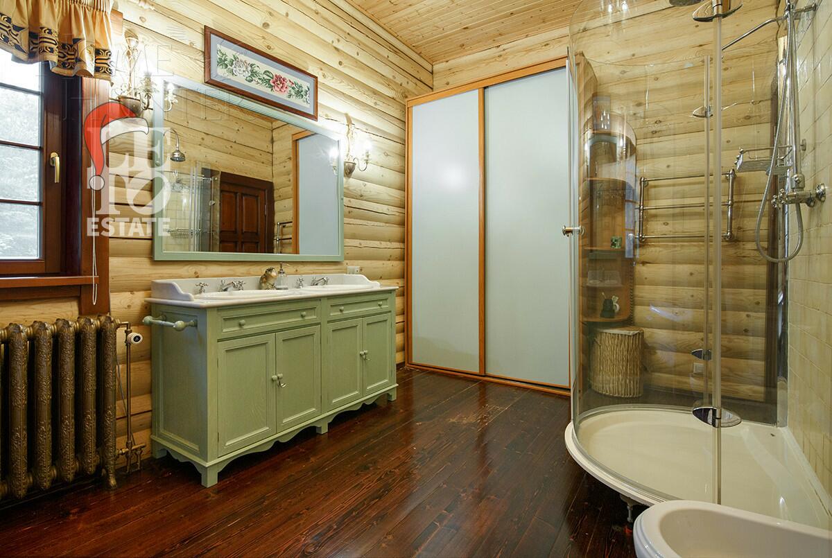 2-этажный коттедж 215.4 м² с отделкой