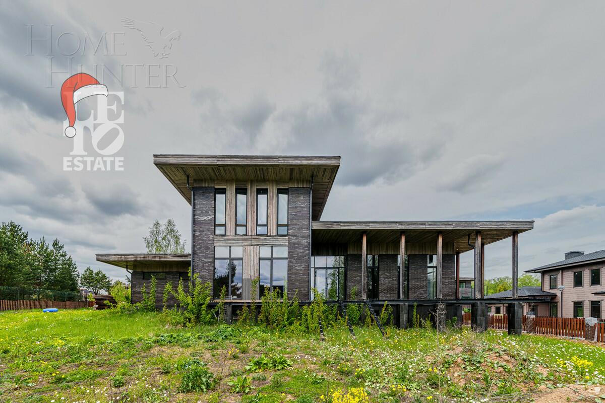 2-этажный коттедж 691.4 м² без отделки