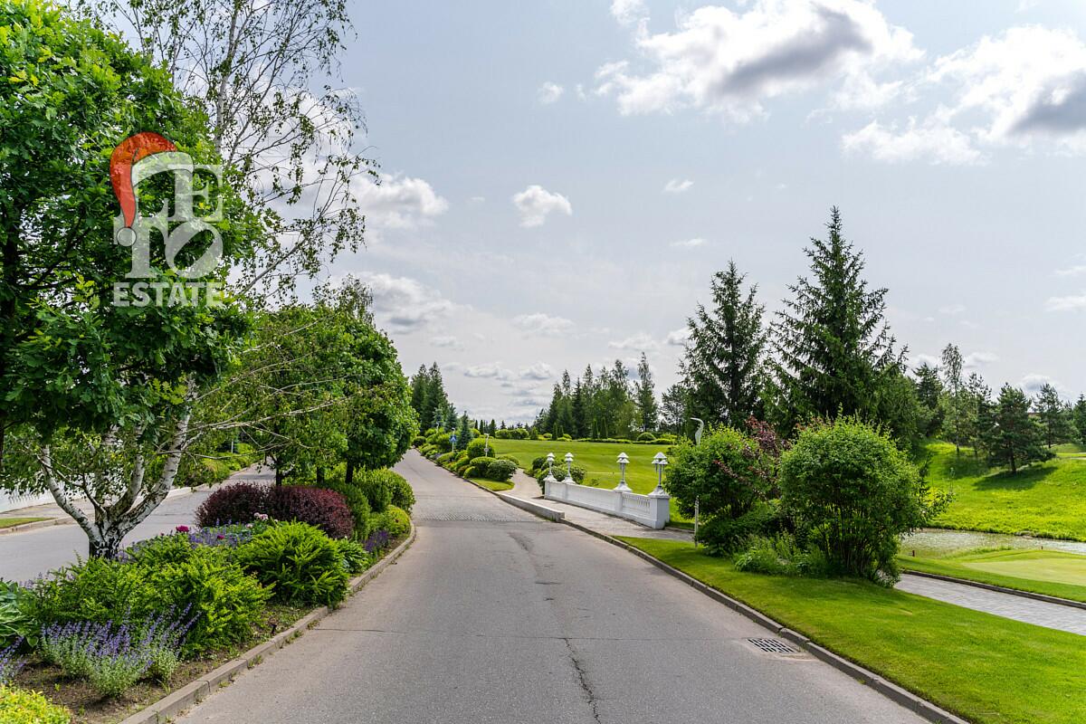 2-этажный коттедж 891 м² без отделки