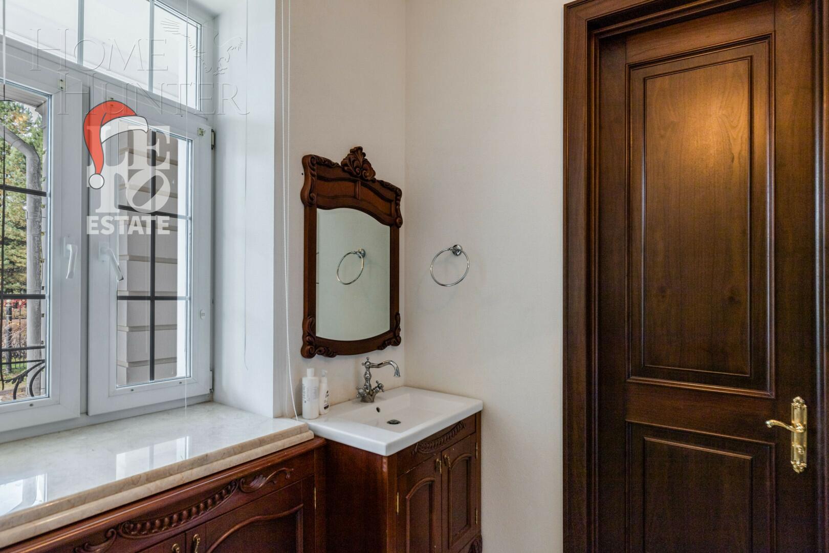 2-этажный коттедж 817 м² с отделкой