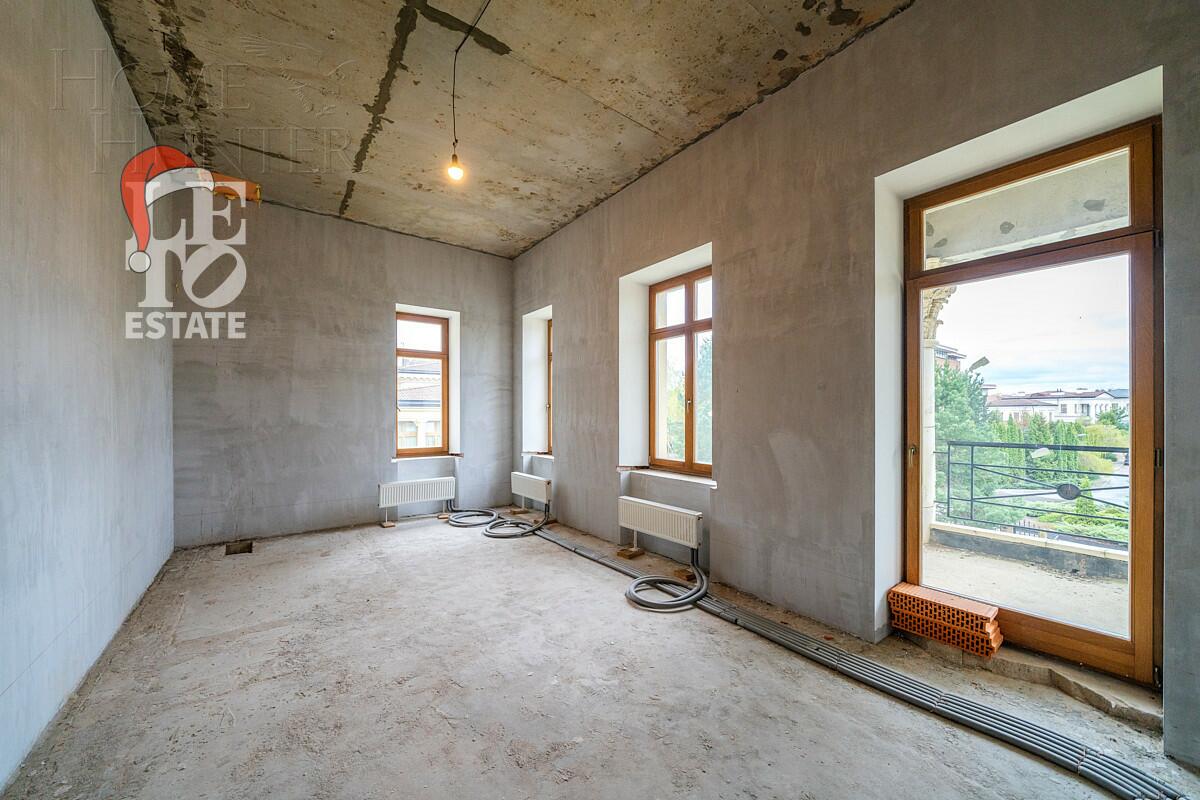 2-этажный коттедж 1 320 м² без отделки