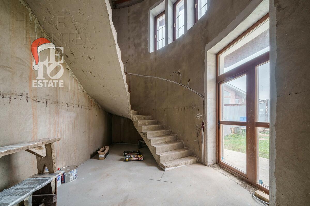 2-этажный коттедж 303 м² без отделки