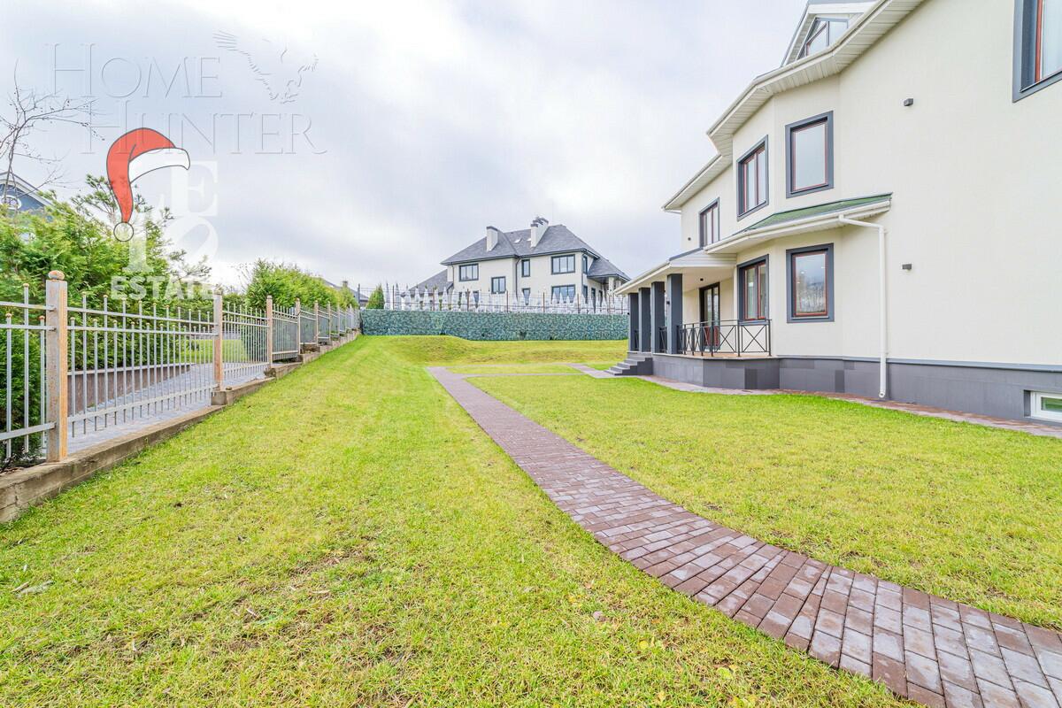 2-этажный коттедж 693 м² с отделкой