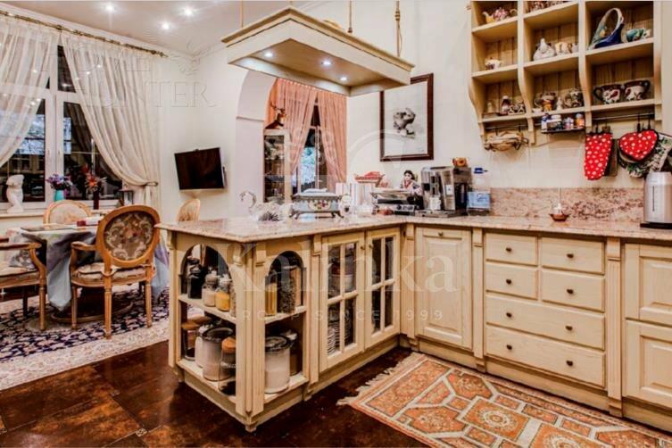 2-этажный коттедж 490 м² с отделкой