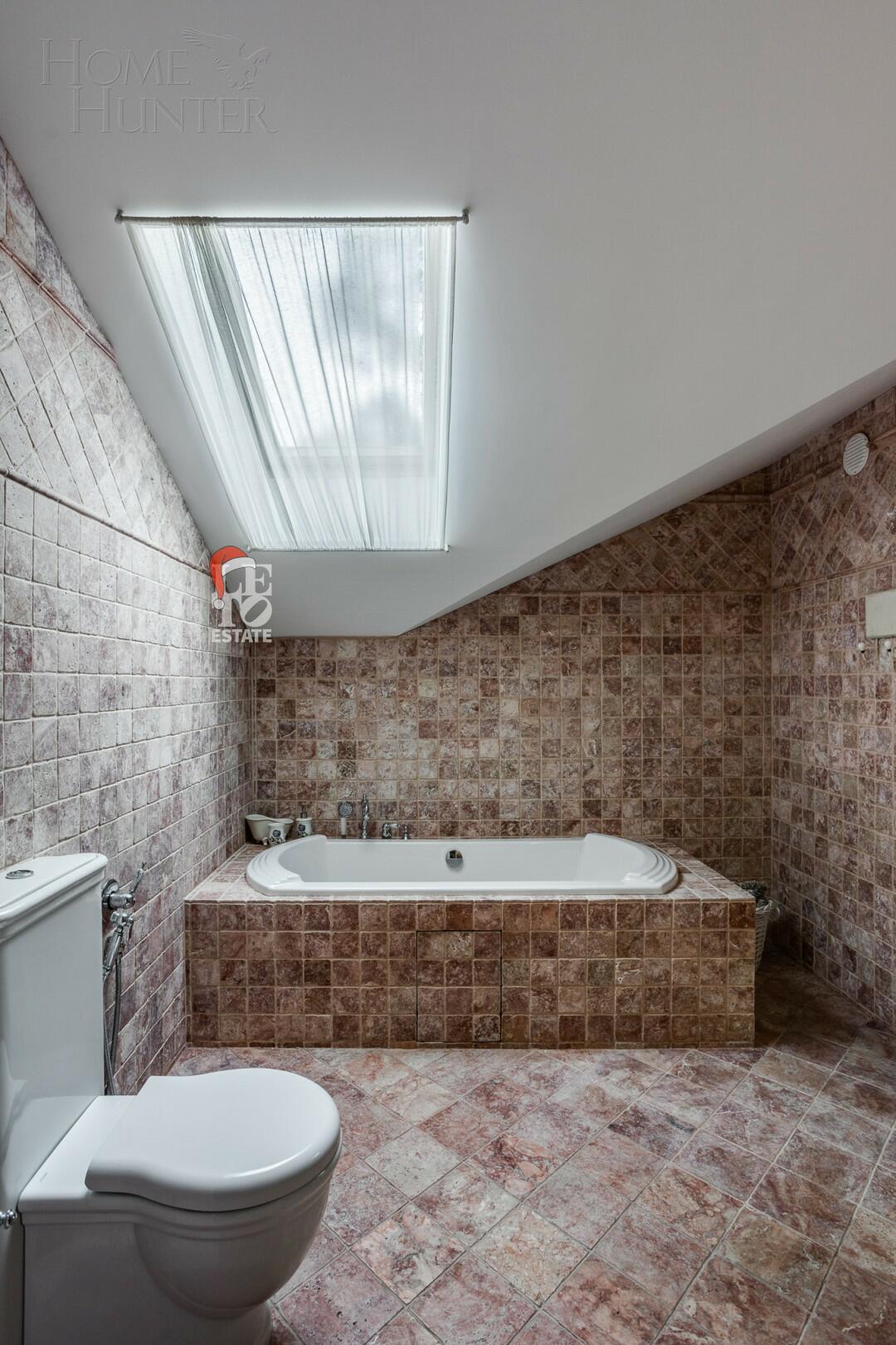 2-этажный коттедж 800 м² с отделкой