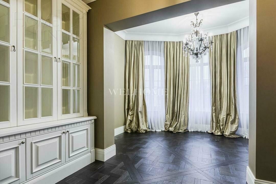 КОТТЕДЖ 770 м² без отделки