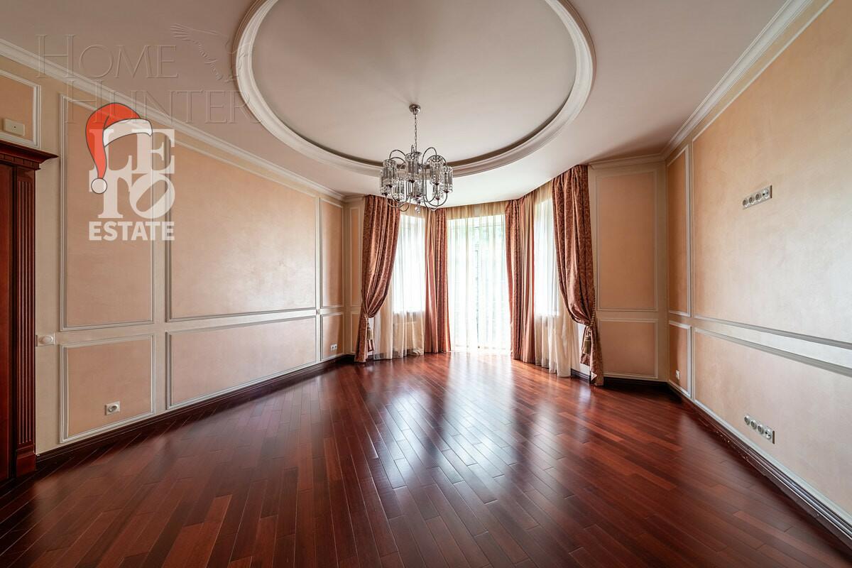 2-этажный коттедж 700 м² с отделкой