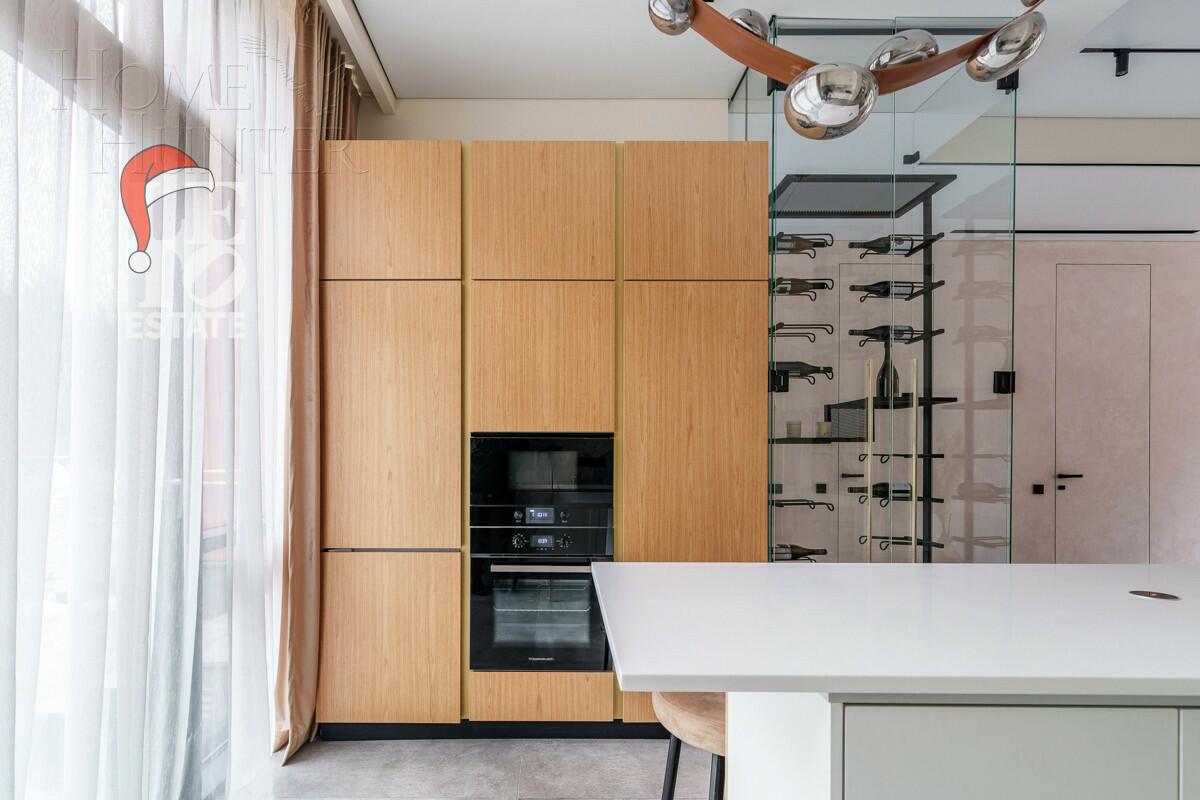 3-этажный таунхаус 238 м² с отделкой