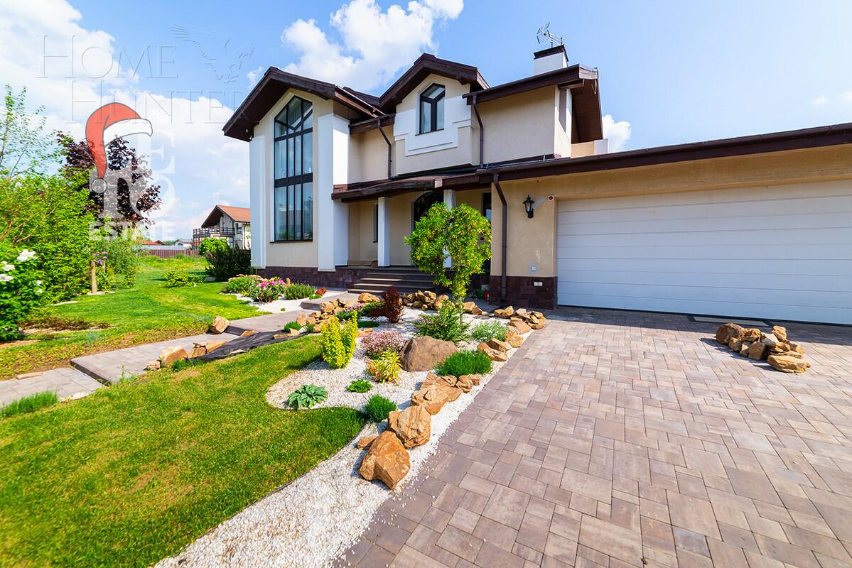 2-этажный коттедж 284.9 м² с отделкой