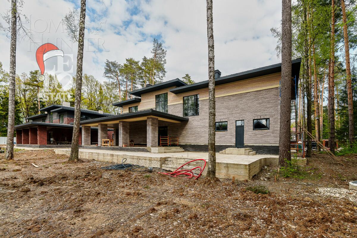 2-этажный коттедж 460 м² без отделки