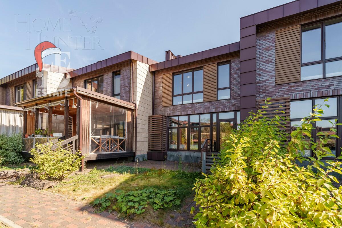 2-этажный таунхаус 270 м² без отделки