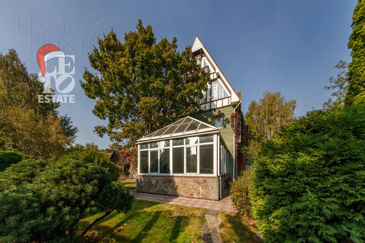 3-этажный коттедж 475 м² с отделкой