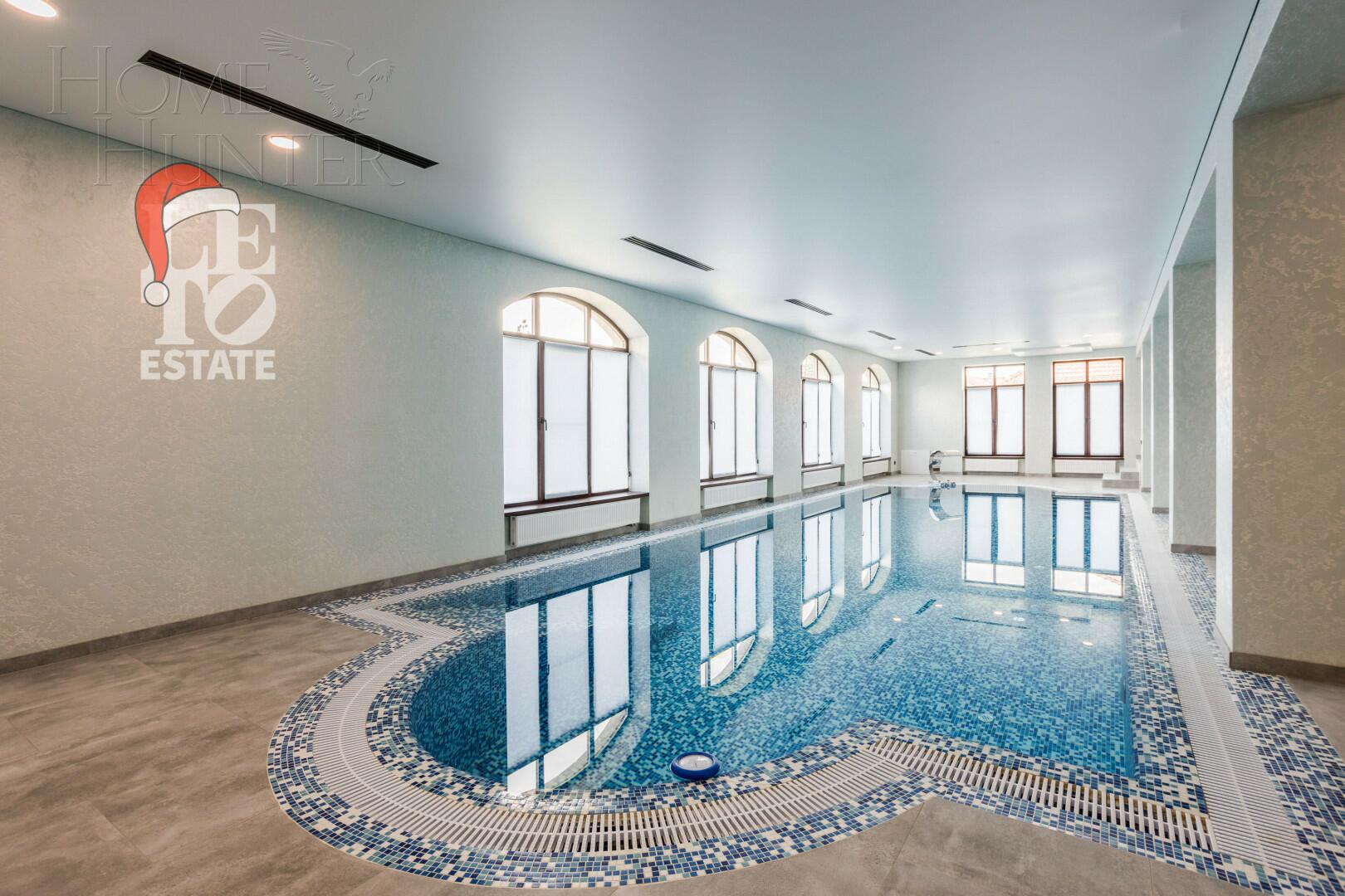 2-этажный коттедж 1 300 м² без отделки