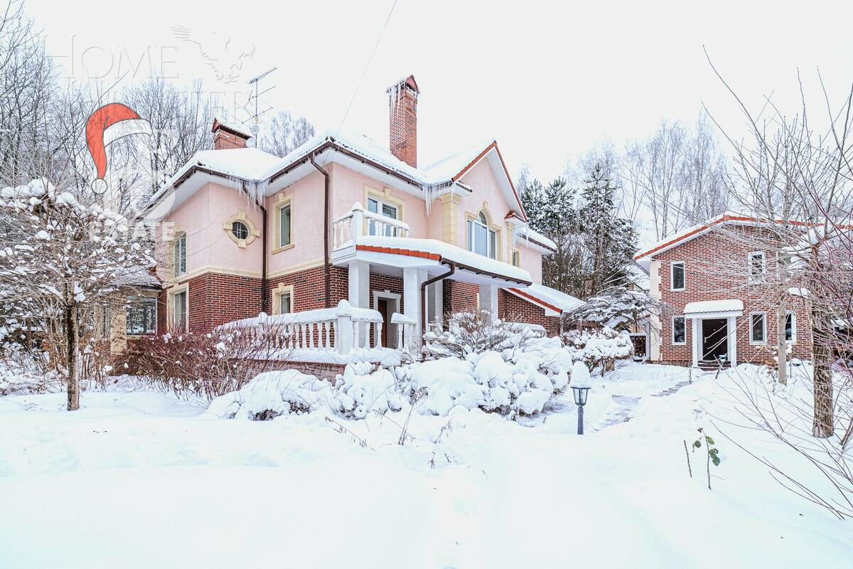 3-этажный коттедж 742 м² с отделкой