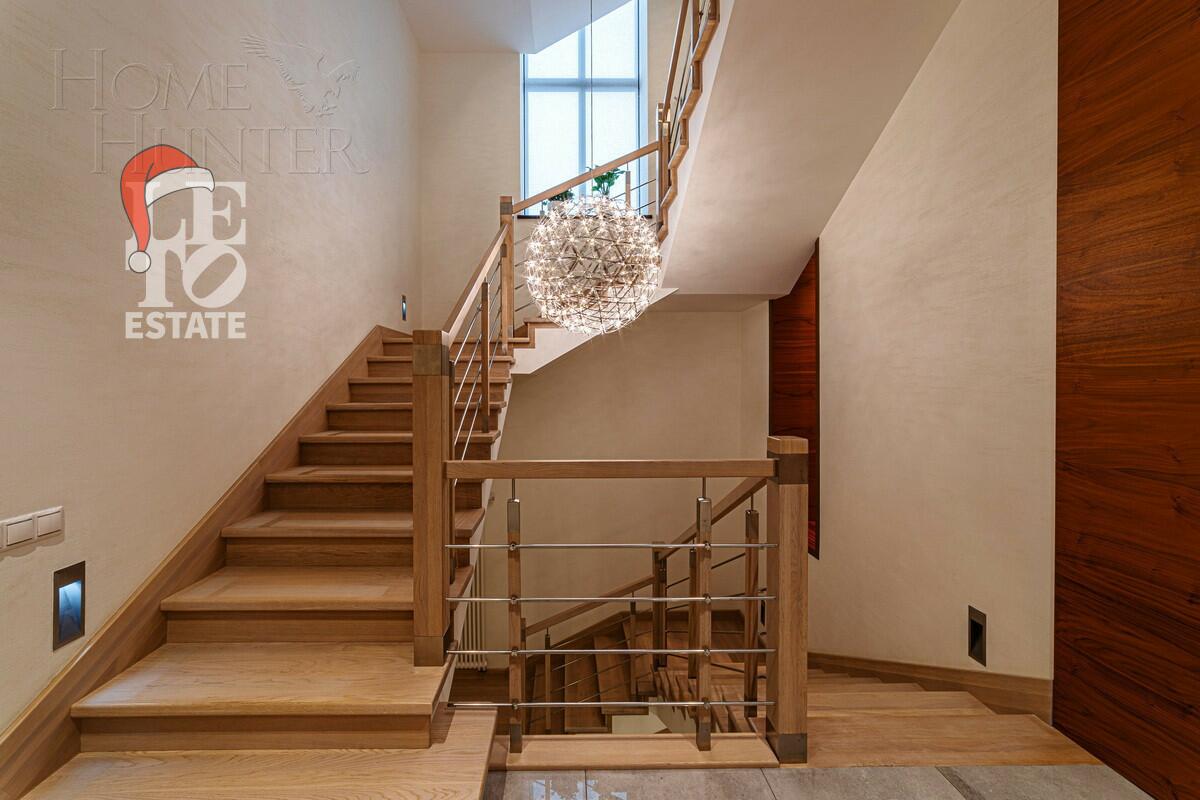 2-этажный коттедж 520 м² с отделкой