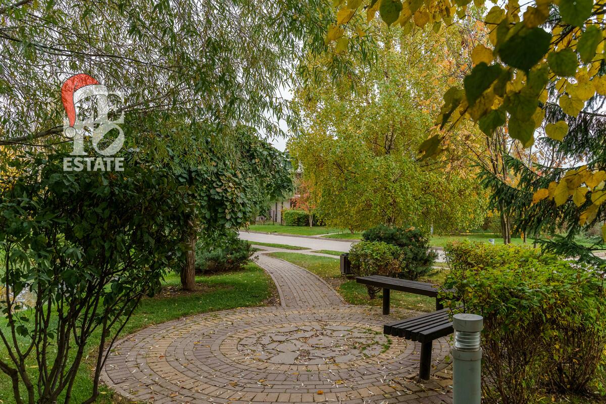 2-этажный коттедж 400 м² с отделкой