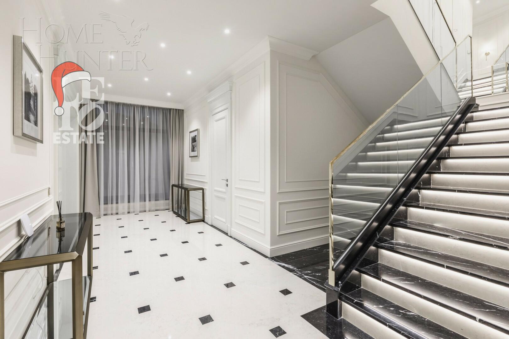 2-этажный коттедж 961 м² с отделкой