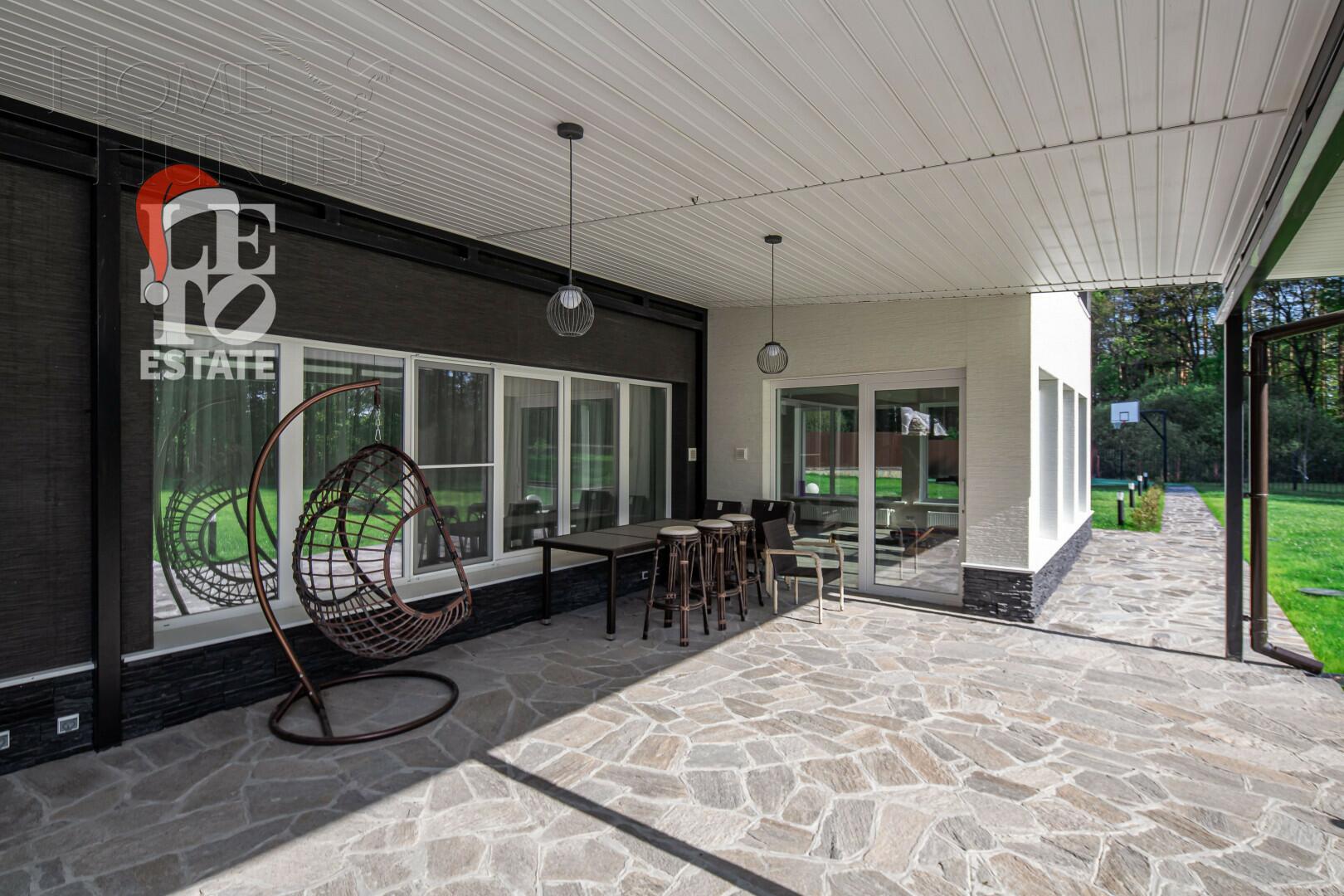 3-этажный коттедж 422 м² с отделкой