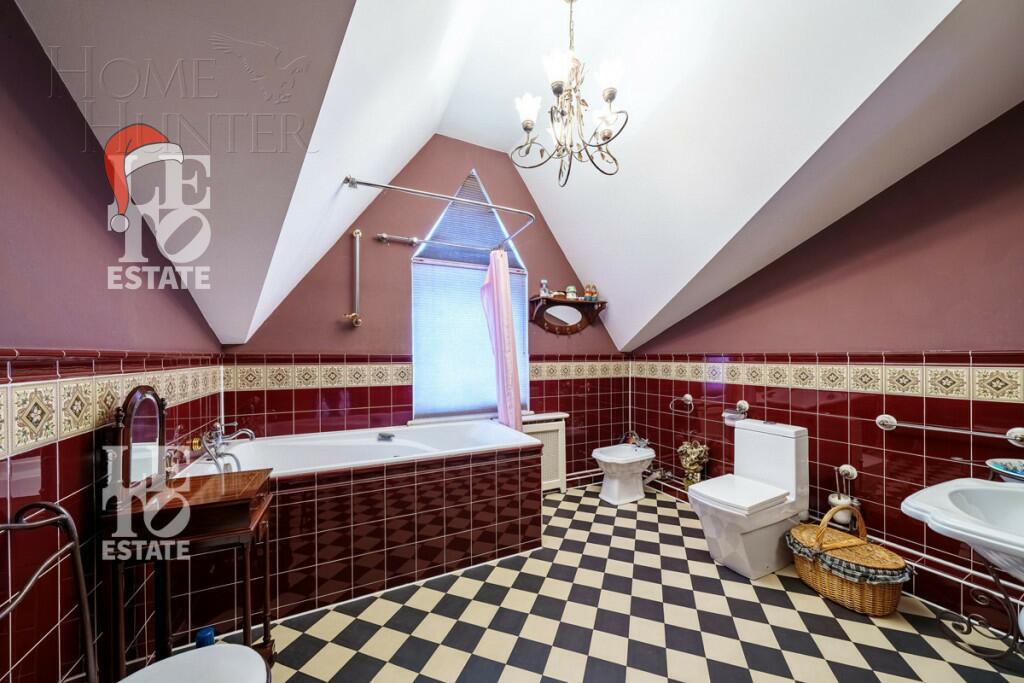 3-этажный коттедж 840 м² с отделкой