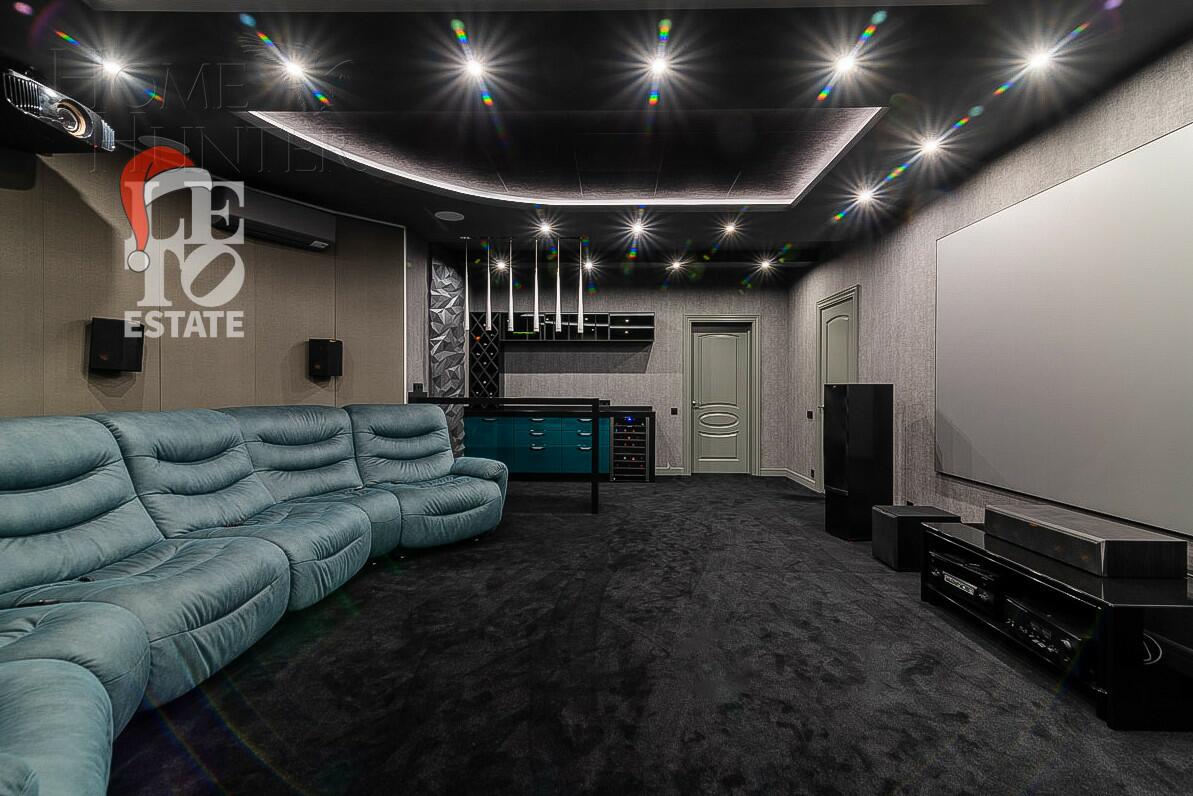 2-этажный коттедж 700 м² с отделкой