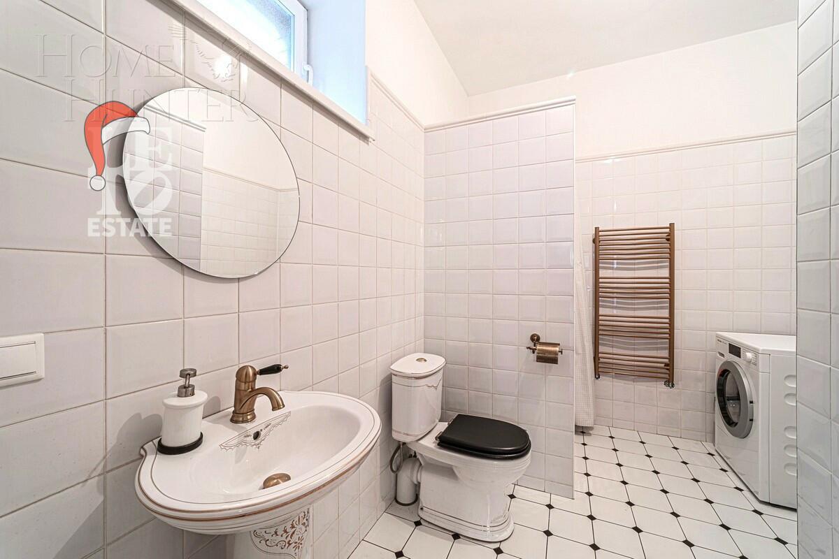 3-этажный коттедж 157.9 м² с отделкой