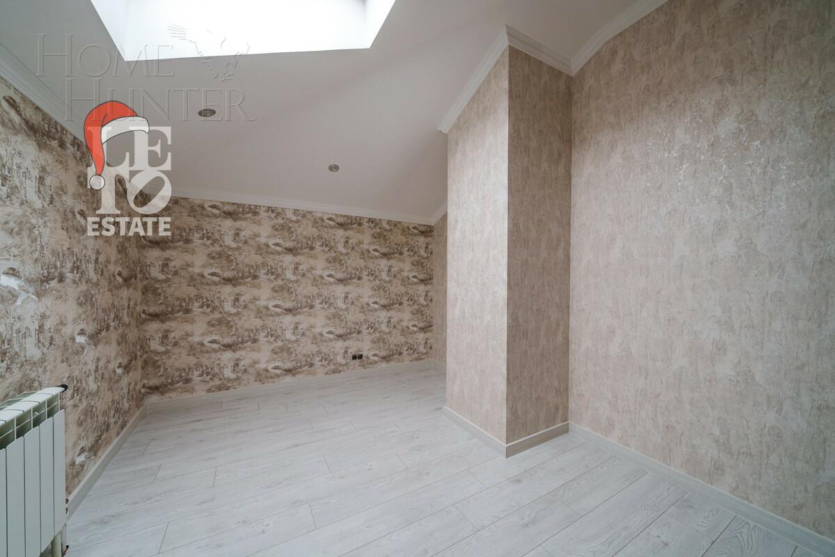 2-этажный коттедж 400 м² с отделкой