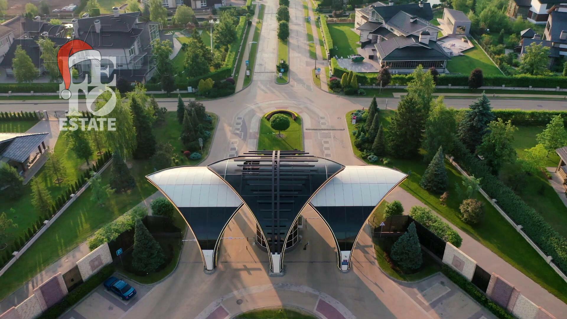 2-этажный коттедж 307 м² без отделки